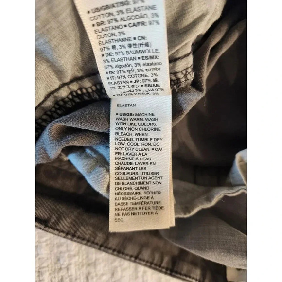 Goodthreads Women's 3.5" Chino Shorts - Picture 10 of 12